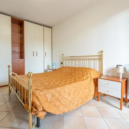 Apartmán With Pool And Terrace *